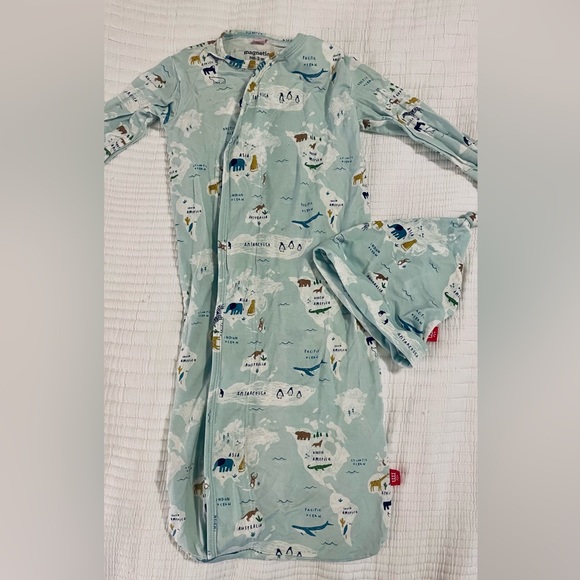Magnetic Me sea the world modal magnetic cozy sleeper gown + hat set; NB; EUC - Picture 2 of 3